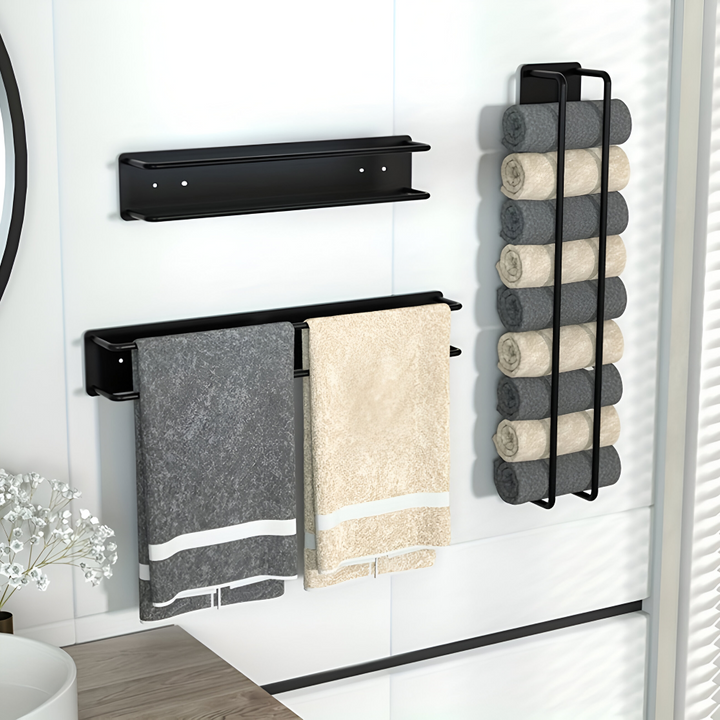 Support serviette mural double en métal favorisant le séchage rapide. Accessoire pratique pour toute salle de bain.