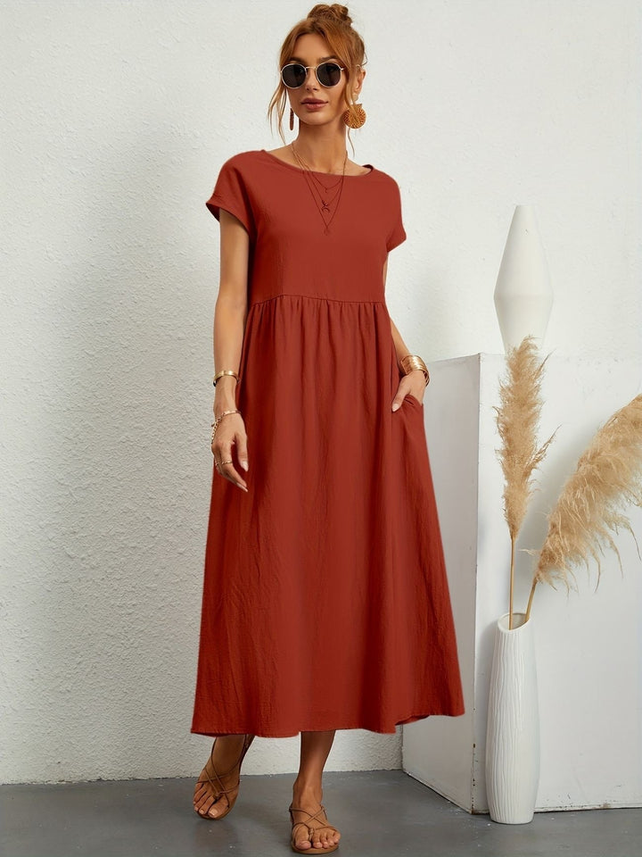 Robe Mathilda pour femmes, style décontracté chic, parfaite pour le printemps.
