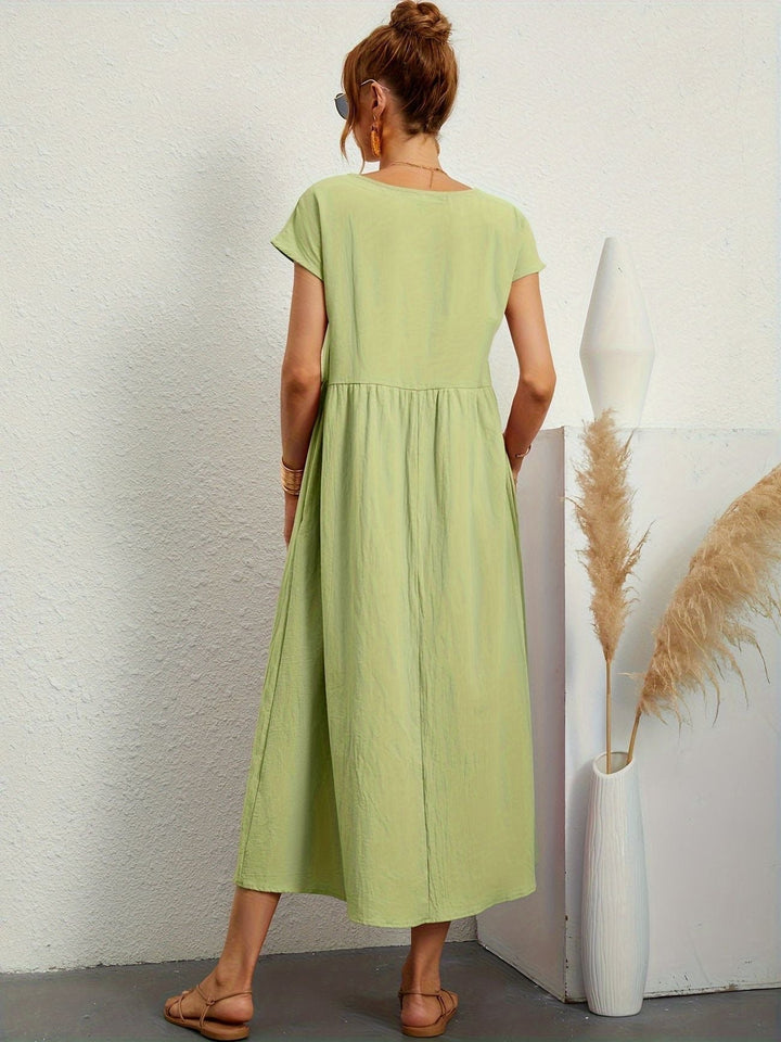 Robe décontractée Mathilda, confort et élégance pour toutes les femmes.