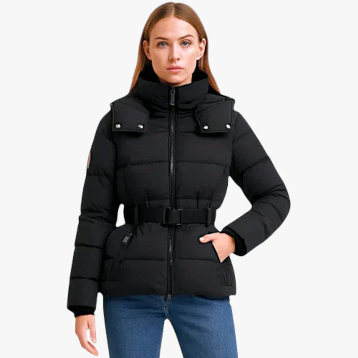Doudoune femme ceinturée, chaude et résistante à l'eau. Veste chic d'hiver élégante.