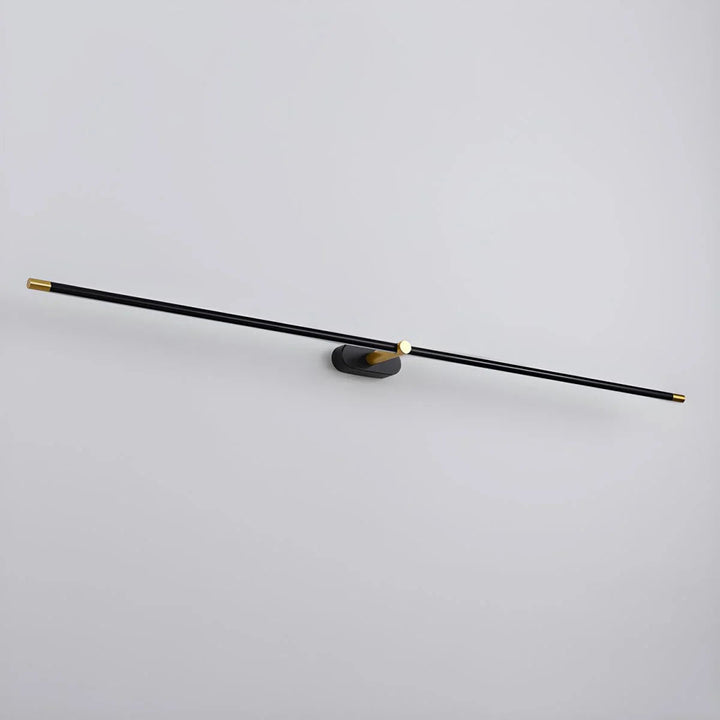 Luminaire LED linéaire doré. Éclairage mural moderne et élégant pour tout intérieur, y compris la salle de bain.