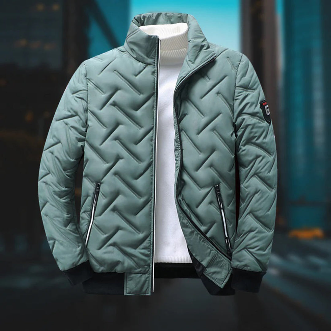 Manteau doudoune homme chaud et élégant pour affronter l'hiver. Confort supérieur pour activités extérieures.