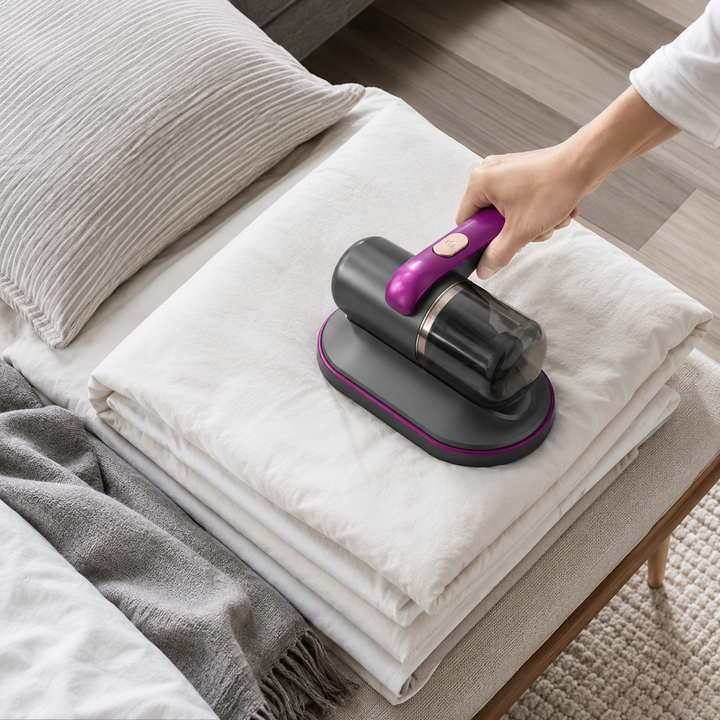 Aspirateur portable UV pour nettoyage des matelas, oreillers, canapés et autres textiles de la maison.