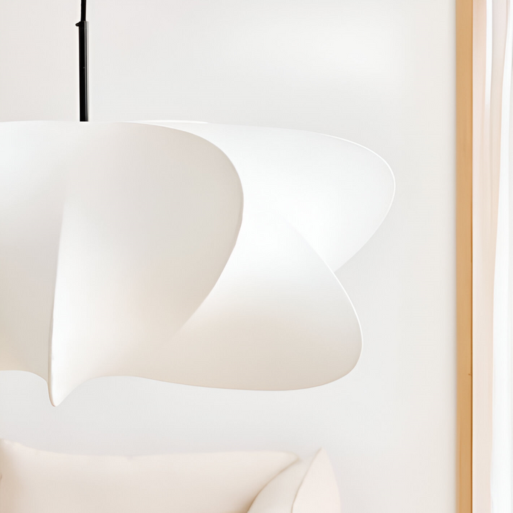 Lampe suspendue Wabi Sabi, éclairage intérieur contemporain, design unique.