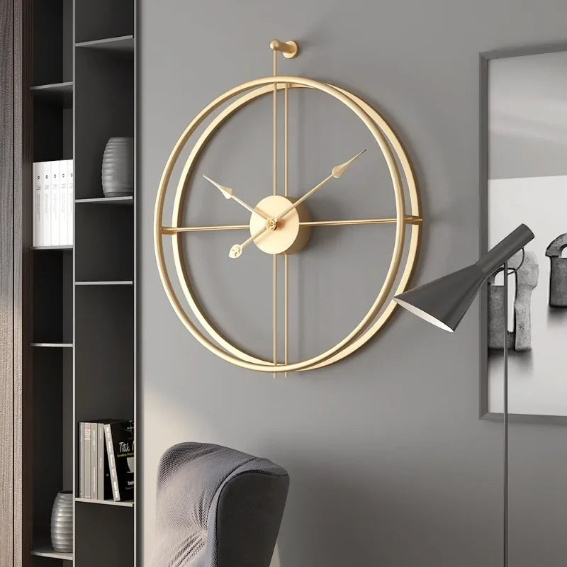 Grande horloge murale artistique moderne pour salon, design élégant et décoratif.