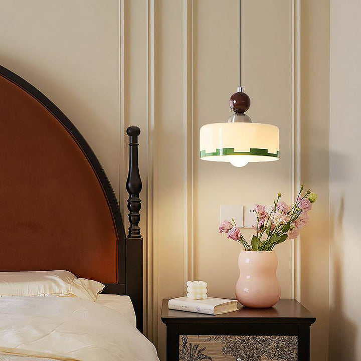 Suspension dimmable avec abat-jour beige, verre et bois. Créez votre ambiance lumineuse parfaite. Design moderne.