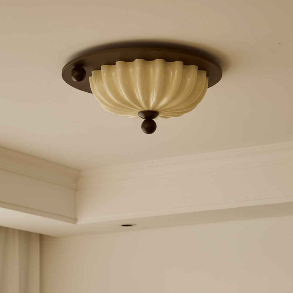 Plafonnier LED en verre, lumière chaude, moderne, idéal pour un salon ou une salle à manger.