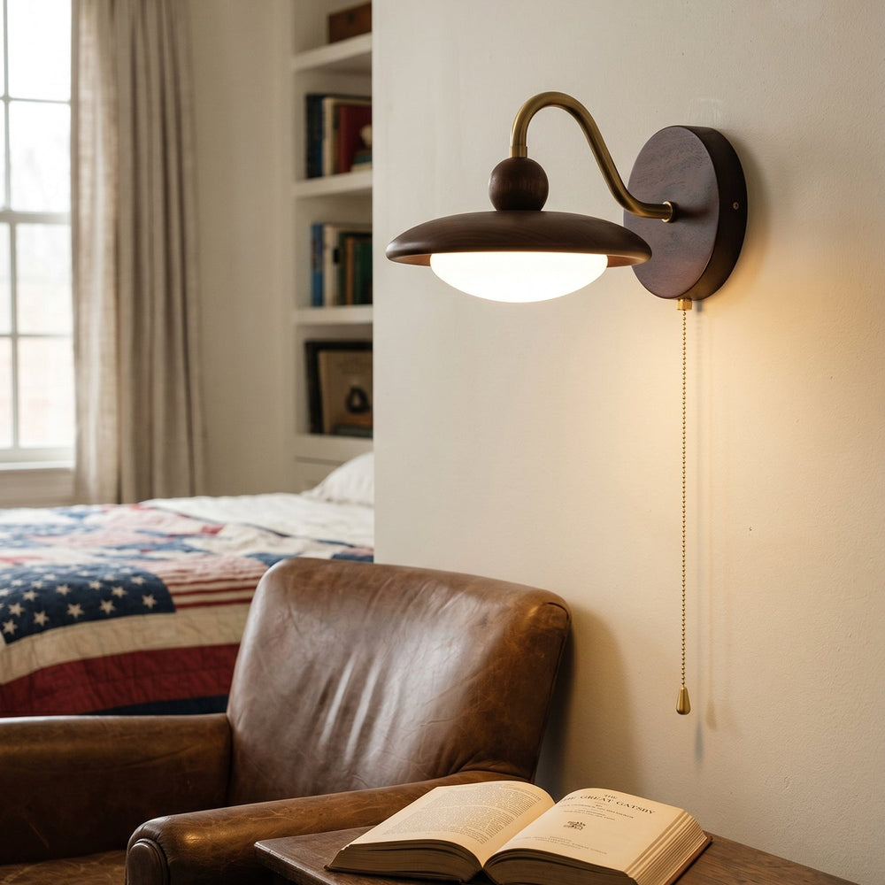 Lampe murale LED scandinave, design minimaliste, parfaite pour chambre ou couloir.