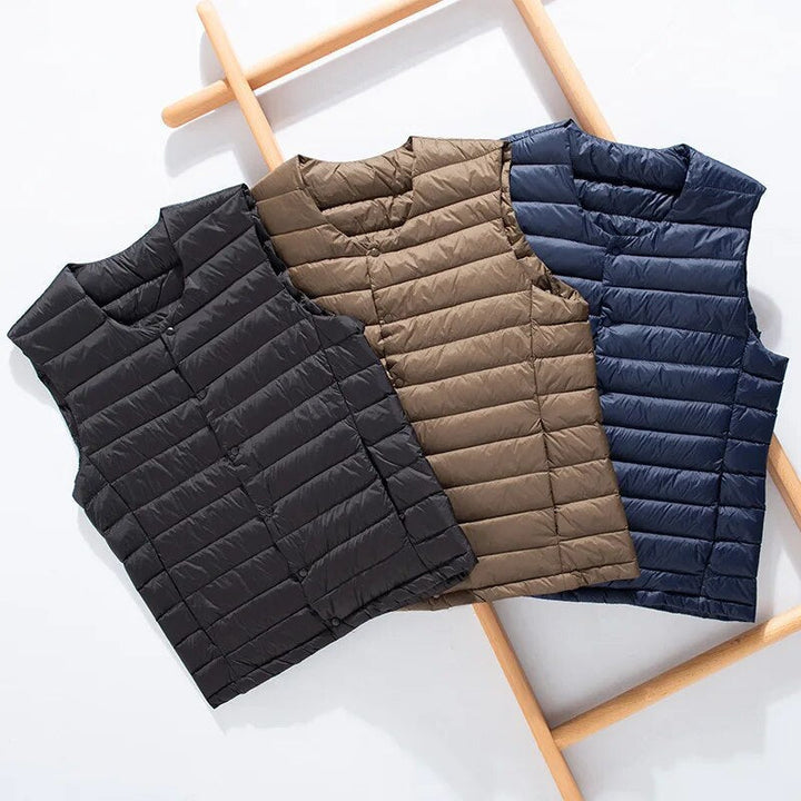 Gilet sans manches homme ultraléger en duvet, idéal pour la mi-saison. Chaleur et confort garantis.