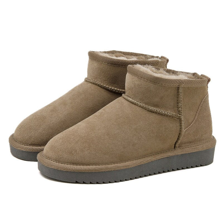 Bottes Sire femme, polyvalentes et élégantes. Parfaites pour compléter toute tenue de mode hiver et garder les pieds au chaud.