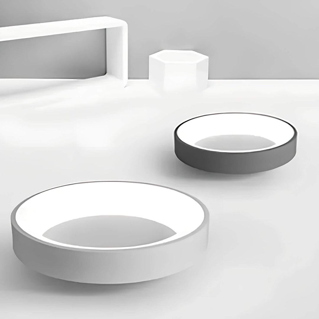 Luminaire LED design scandinave, élégant. Lampe de plafond moderne pour décoration intérieure chic.