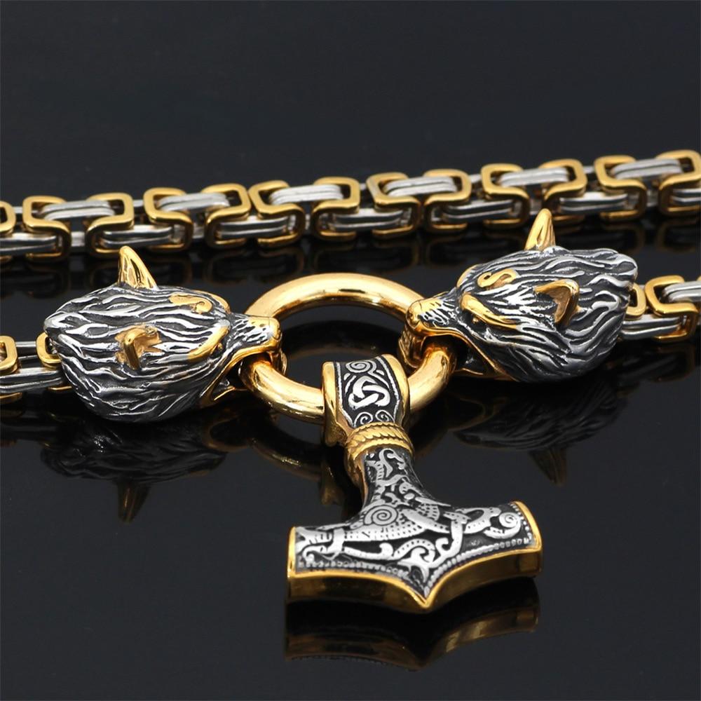 Amulette loup viking, collier symbolique de puissance et protection mythologique pour hommes.