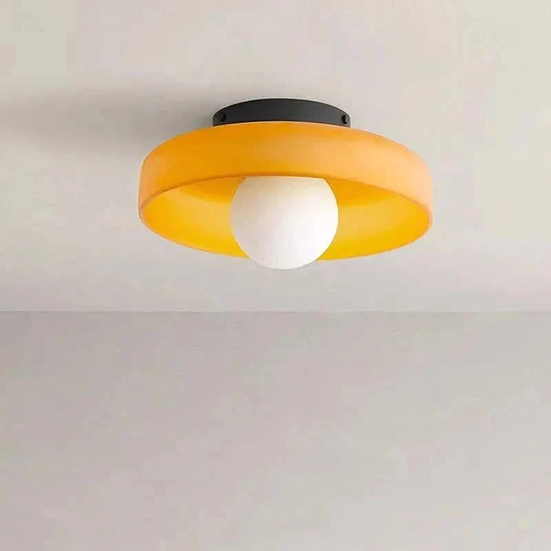 Éclairage de plafond LED Glassglow pour salon. Design nordique élégant et minimaliste en verre.