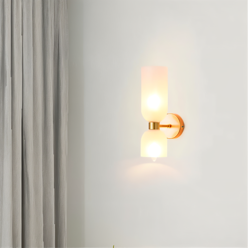 Applique LED design scandinave CapsuleLume, luminaire moderne intérieur.