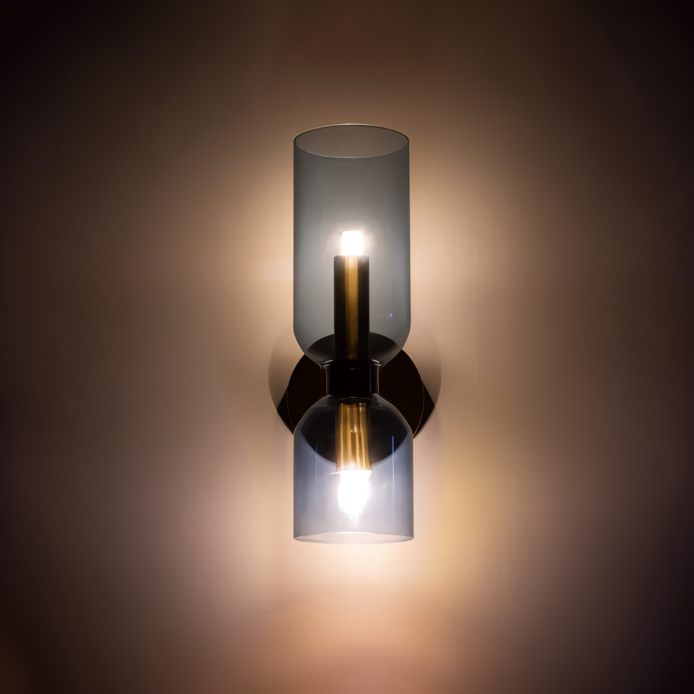 Applique LED CapsuleLume moderne, parfaite pour éclairage intérieur design.