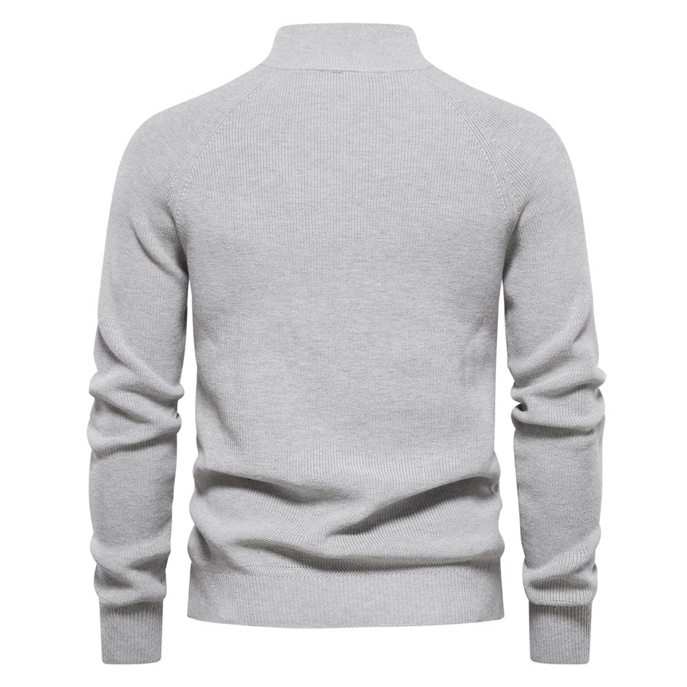 Pull homme demi-zippé en coton, idéal mi-saison. Confortable, mode décontractée, essentiel pour l'automne.