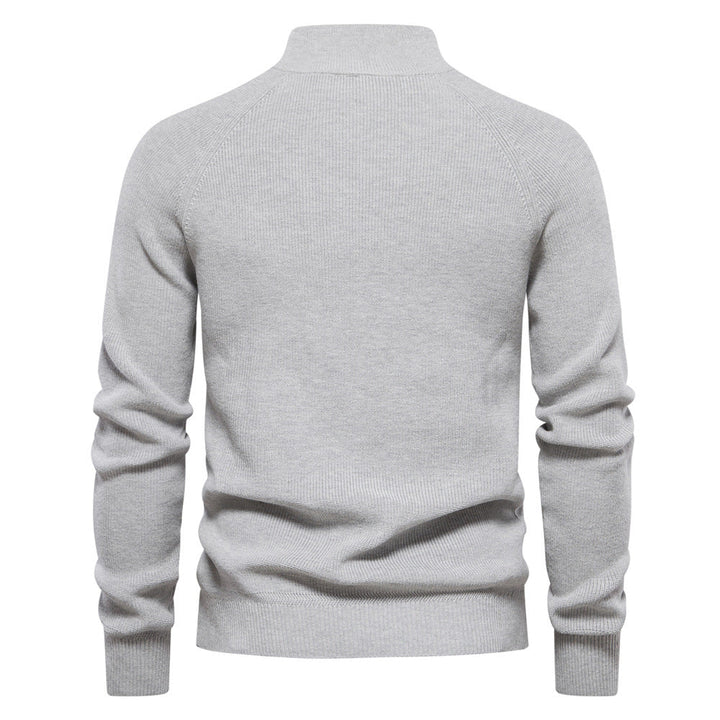 Pull homme demi-zippé en coton, idéal mi-saison. Confortable, mode décontractée, essentiel pour l'automne.