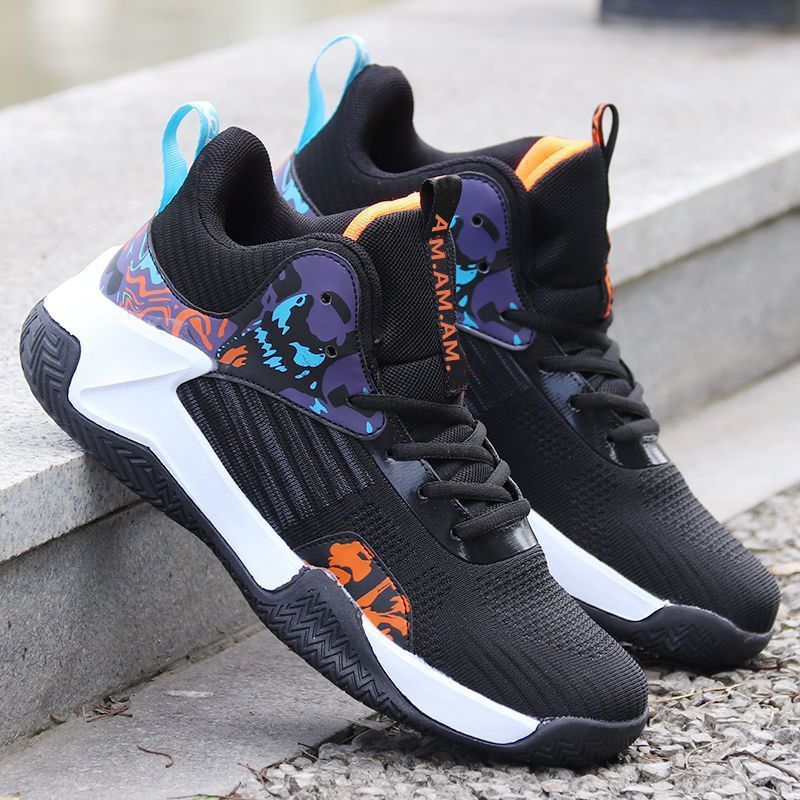 Chaussures de sport hommes respirantes au design moderne, parfaites pour le confort quotidien et la performance.