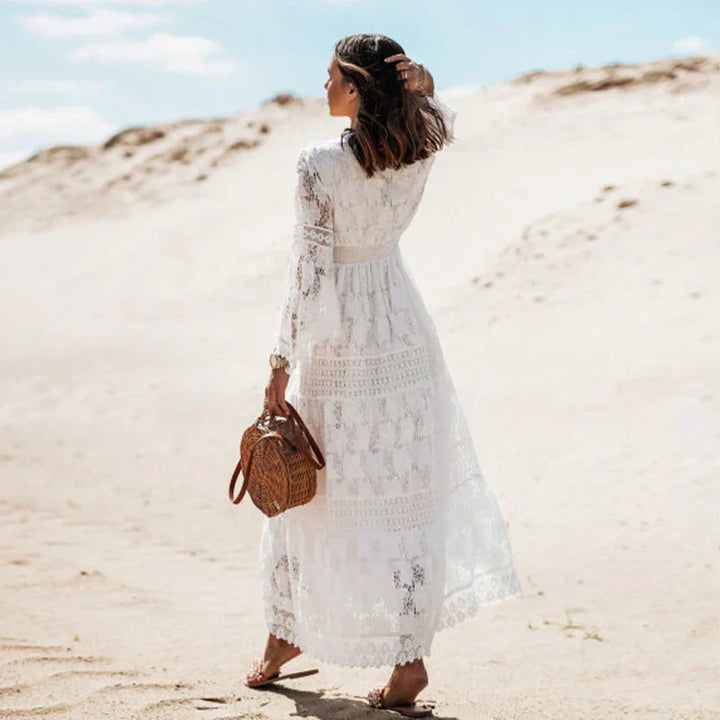 Robe longue bohème confortable, idéale pour un style décontracté ou occasion spéciale.