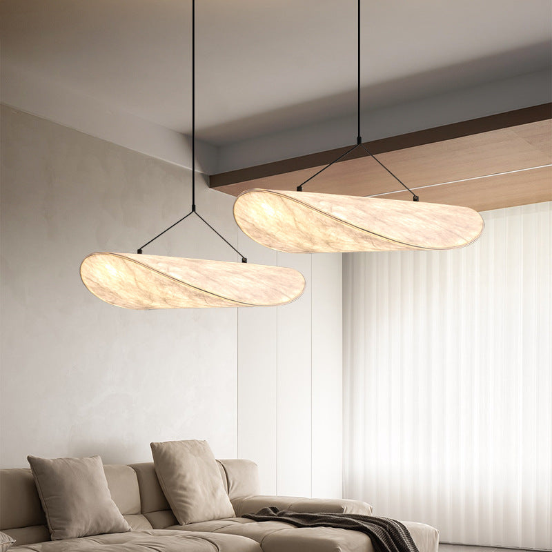 Design Scandi-Japonais: suspension LED DuPont moderne. Éclairage d'intérieur doux pour une ambiance zen et épurée.