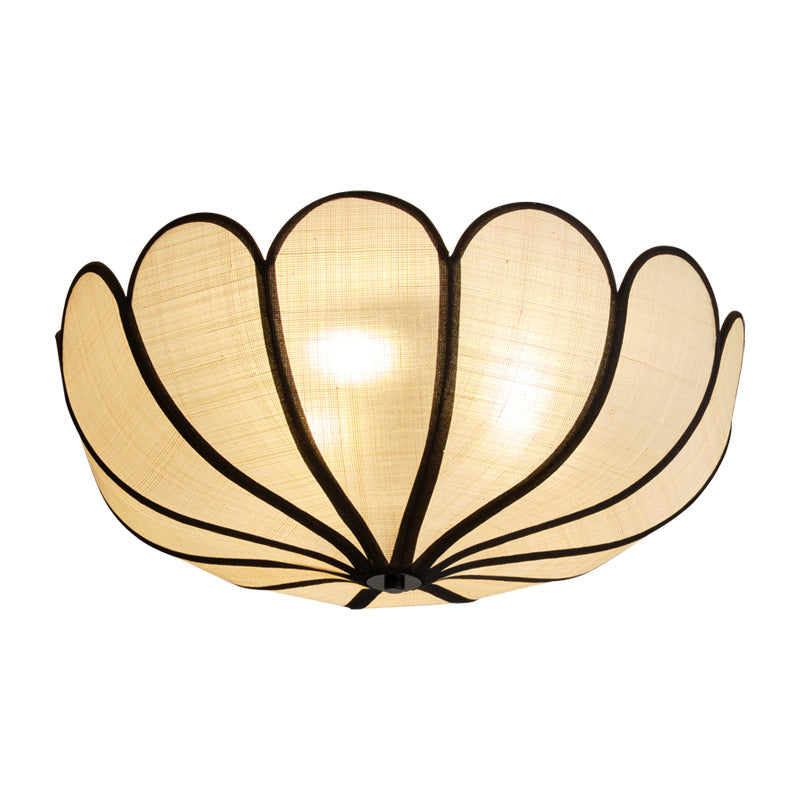 Lampe de plafond française esthétique, design fleuri et rotin, idéal pour ambiance vintage salon ou chambre.