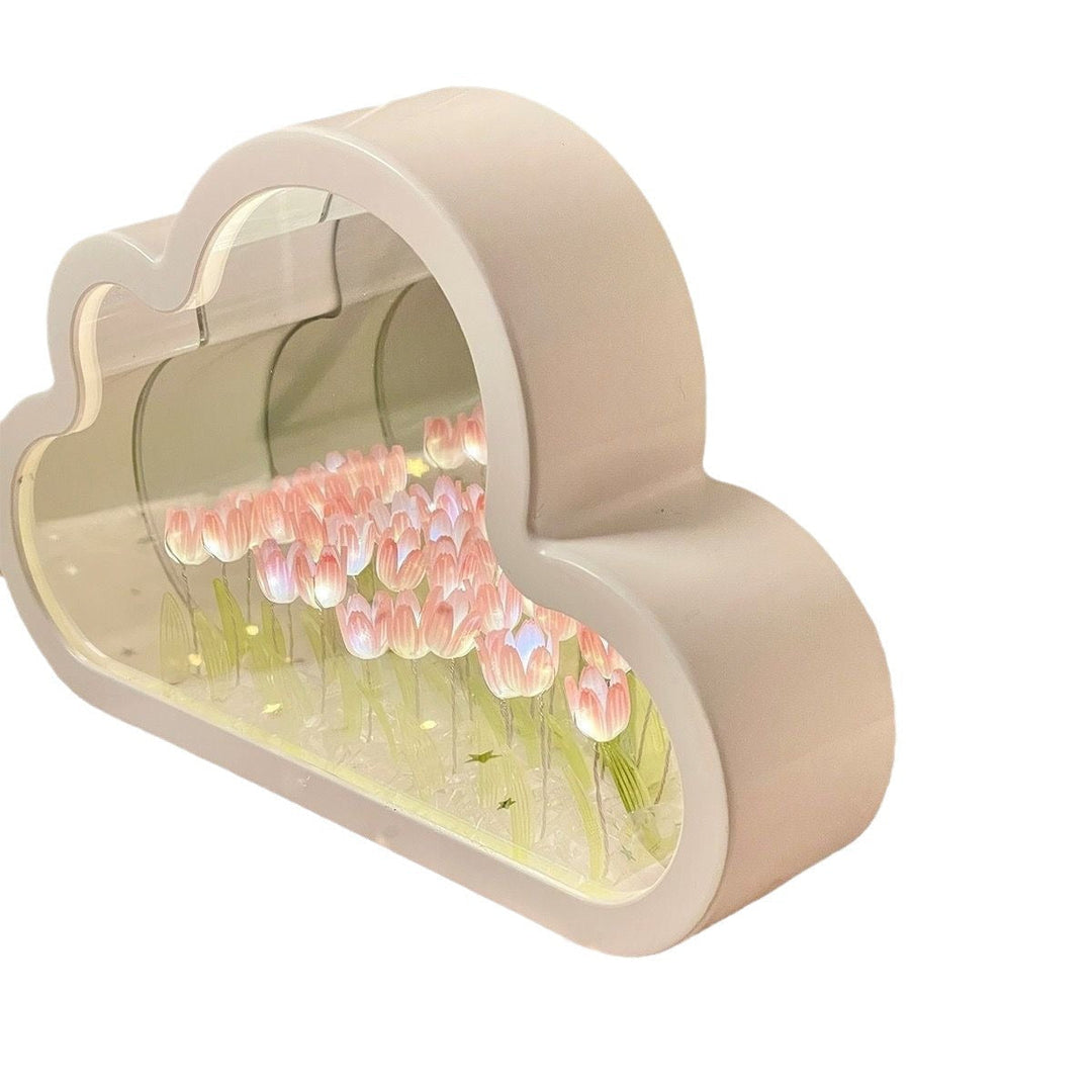 Lampe de bureau tulipes LED miroir, touche esthétique unique pour salon ou chambre.