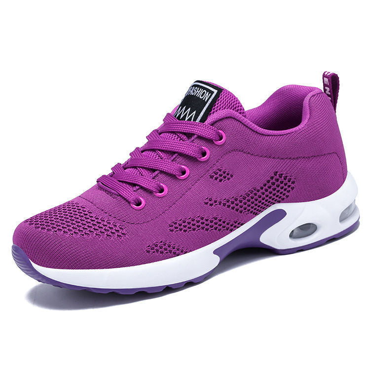 Chaussures de course pour femmes, offrant un amorti optimal et un soutien confortable pour toute activité sportive.