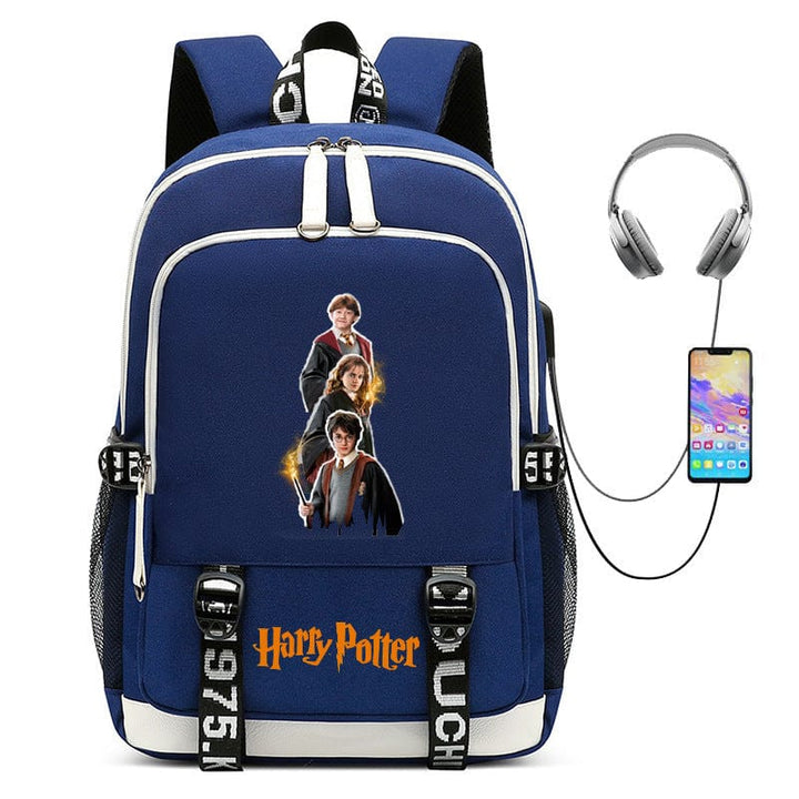 Accessoire rentrée scolaire: cartable enfant à thème magie, imprimé scènes fantastiques cultes.