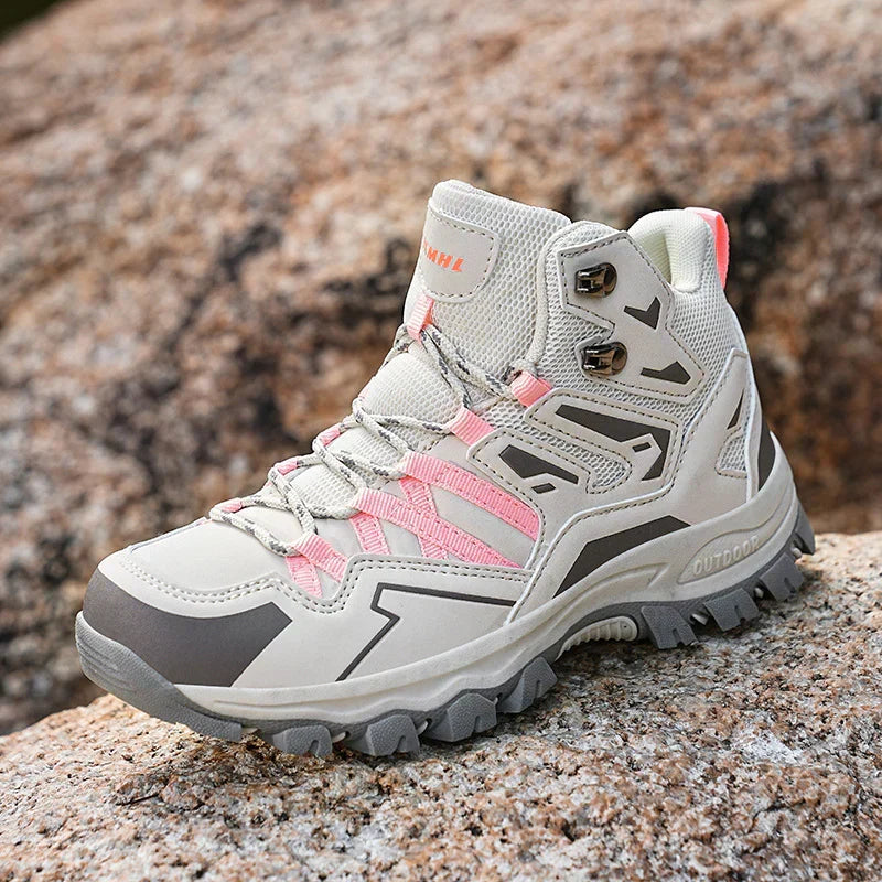 Randonnée femme: Chaussures confortables, avec stabilité et protection en toute saison.