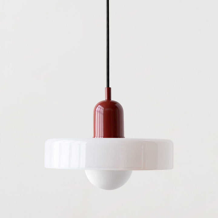 Luminaire suspendu moderne Bauhaus, verre coloré, pour une décoration intérieure inspirante.