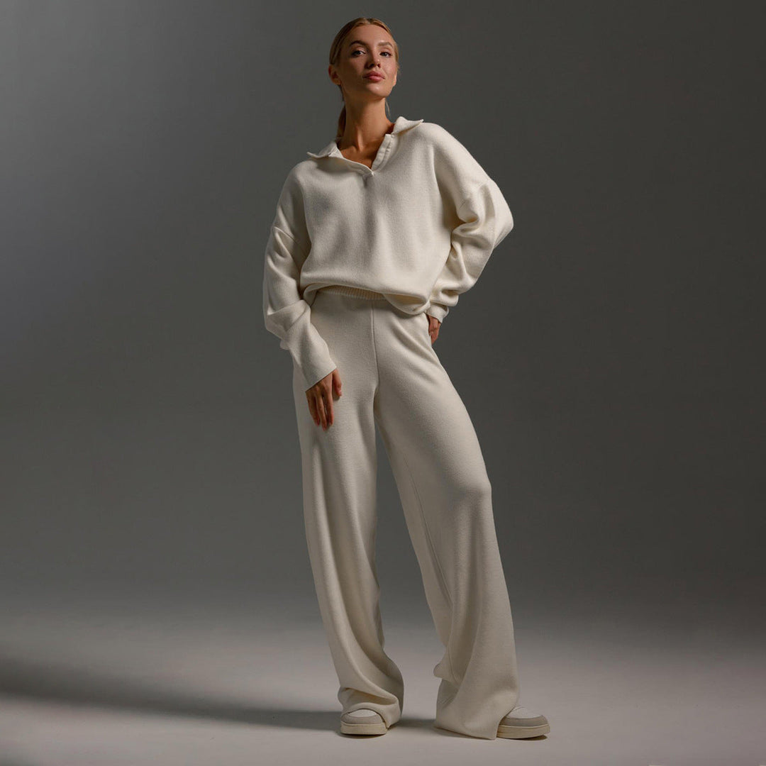 Deux pièces femme : ensemble pull polo et pantalon large. Idéal pour une tenue coordonnée.