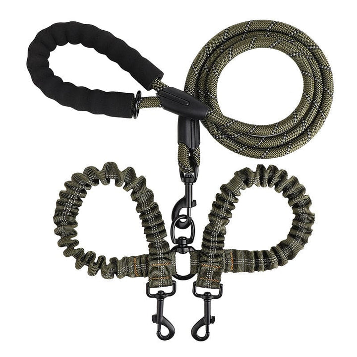 Profitez de promenades apaisantes avec cette laisse double anti-enchevêtrement pour chien en nylon.
