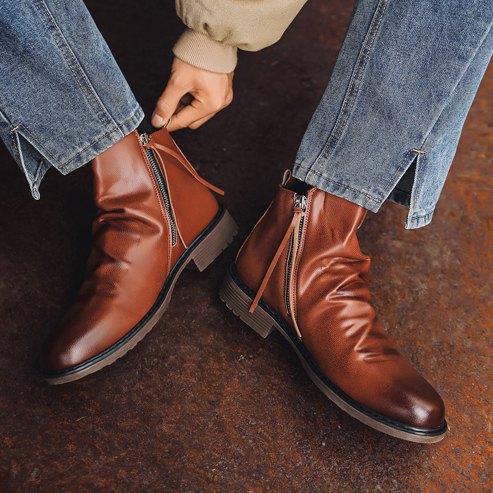 Bottines homme confortables et stylées, idéales pour la mode urbaine masculine.