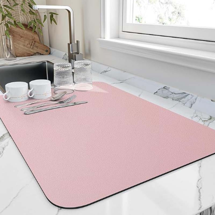 Tapis de cuisine en diatomite, parfait pour sécher la vaisselle. Maintient votre plan de travail propre.