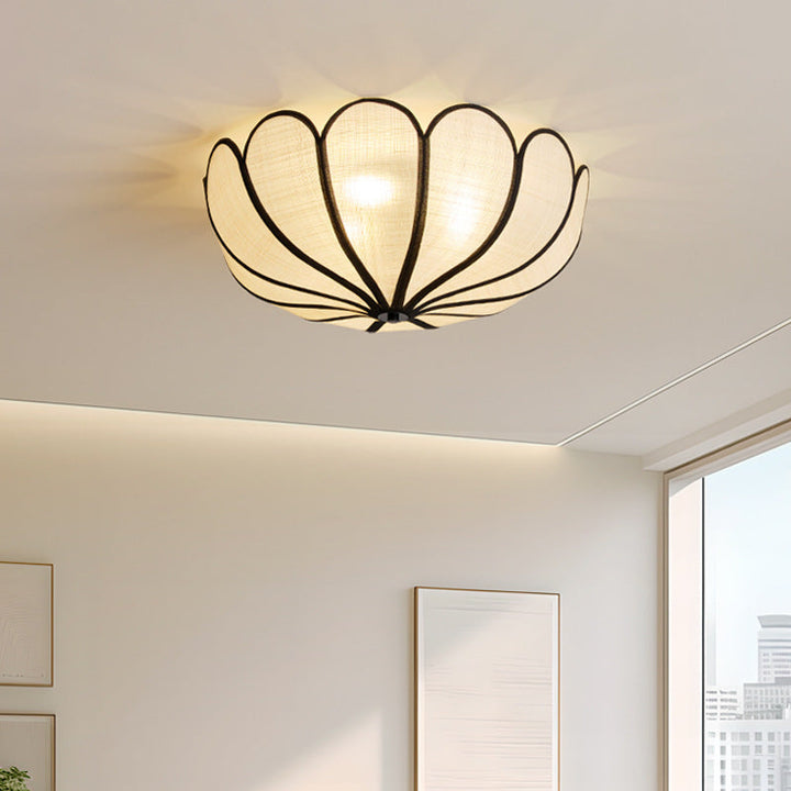 Suspension plafond fleurie style antique français, ajoute une touche vintage et esthétique à votre décor.