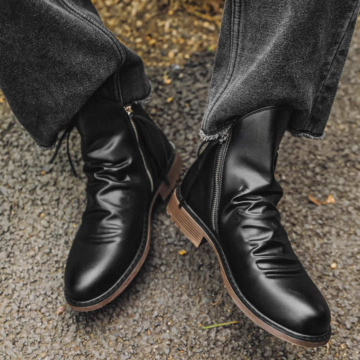 Bottines homme décontractées avec zip latéral, confort optimal et style urbain élégant.