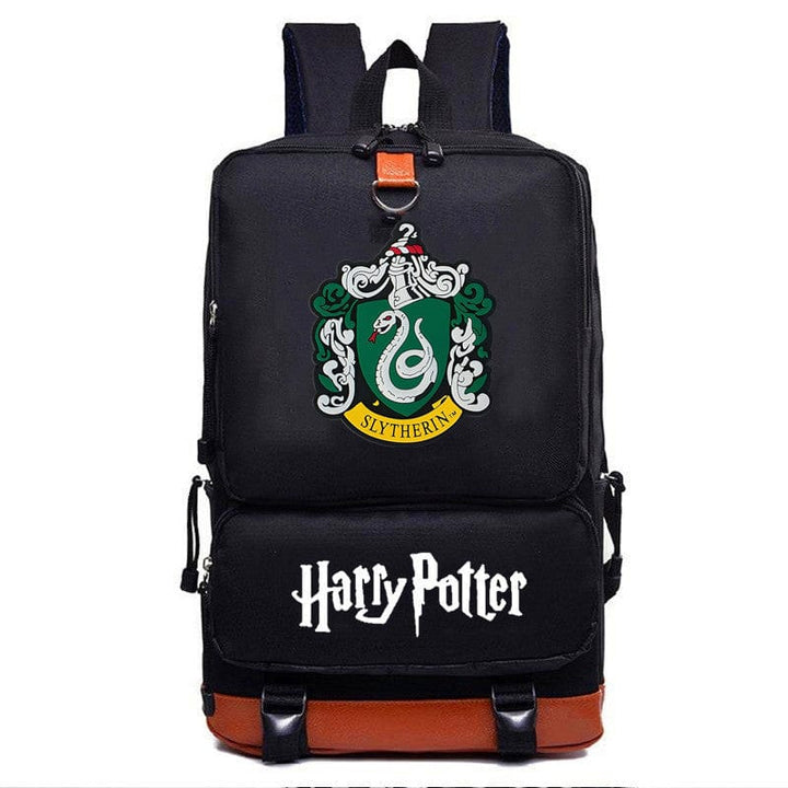 Vue de face du cartable enfant Harry Potter, détails soignés, sac d'école pour une rentrée réussie.