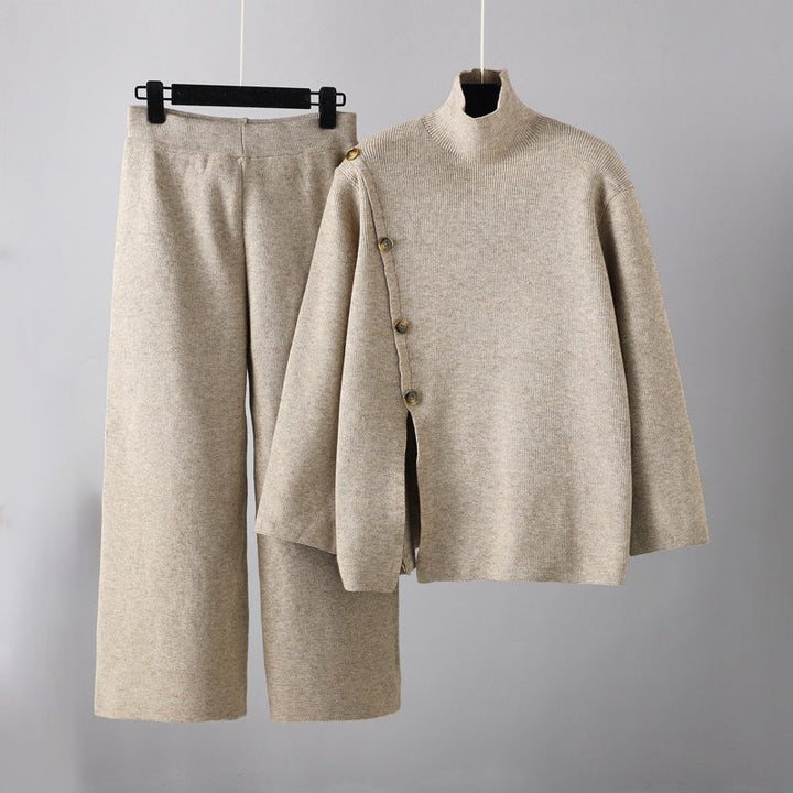 Ensemble pull col roulé et pantalon large femme. Vêtement deux pièces confortable, style chic pour toutes les tailles.