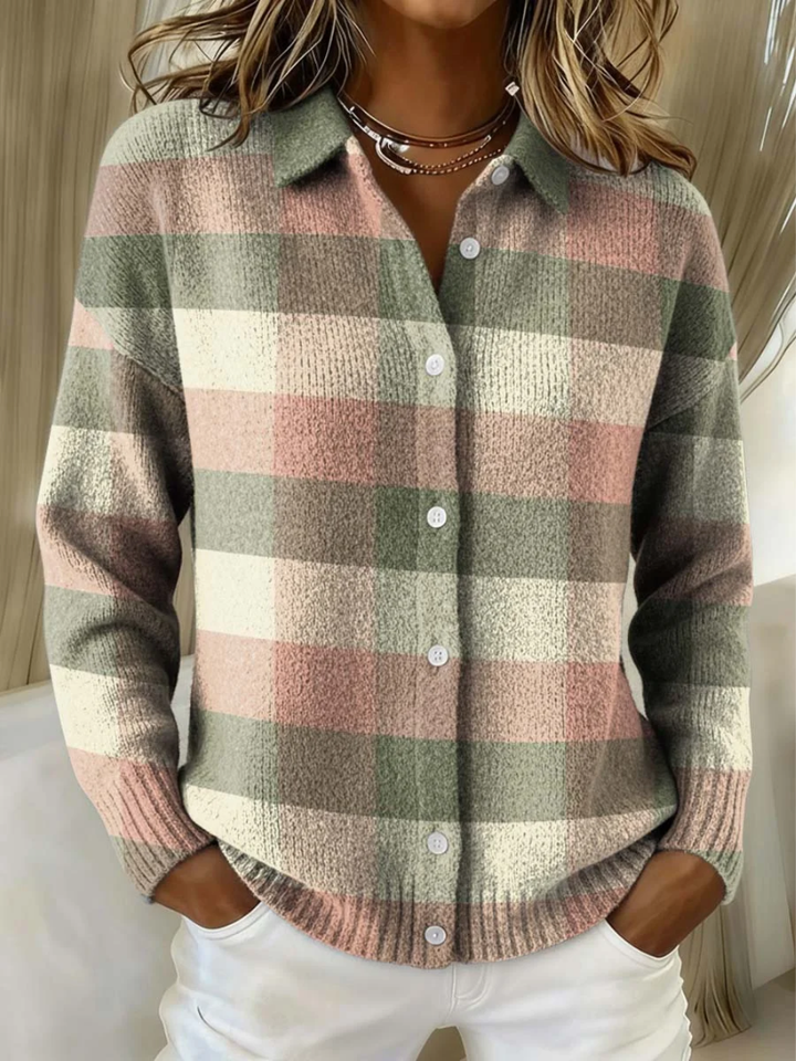 Chemisier femme à carreaux polyvalent, look festif et chic pour l'hiver.
