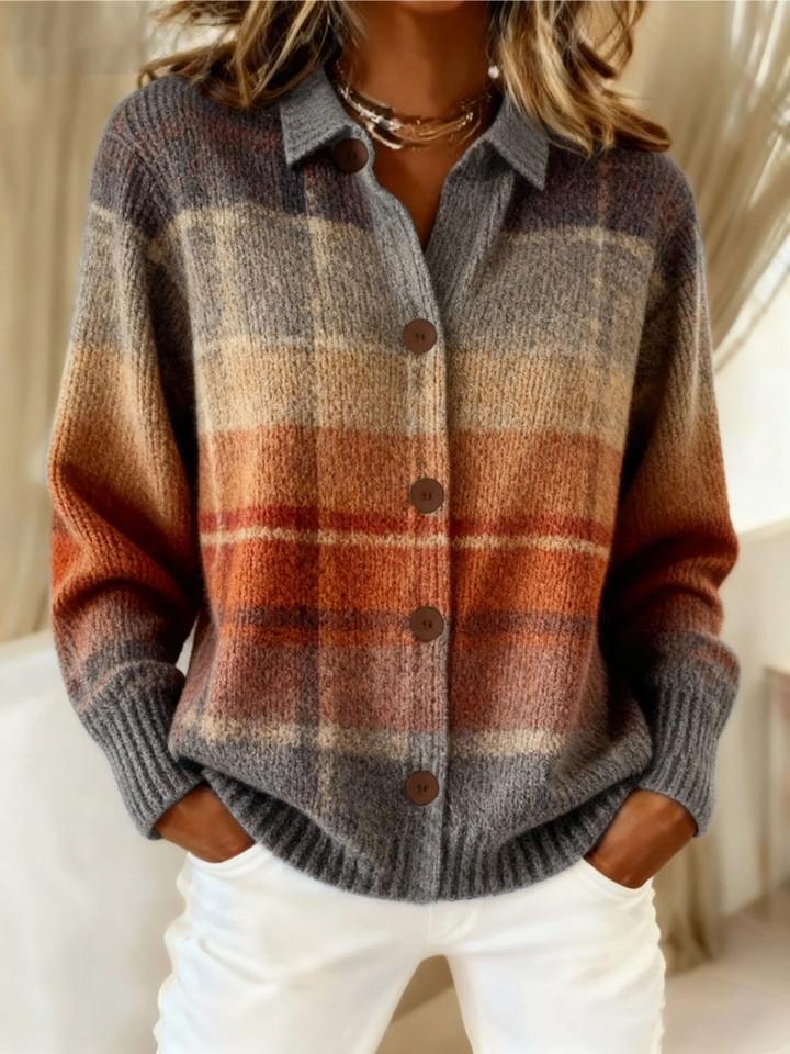 Chemisier femme à carreaux chic, décontracté, parfait pour l'hiver.