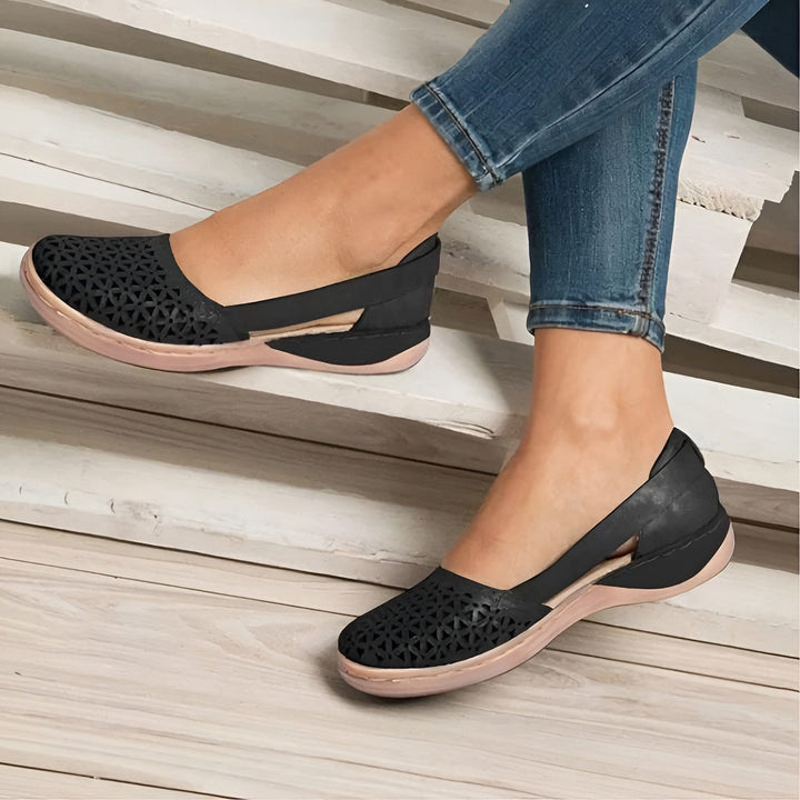 Chaussures confortables et orthopédiques pour femmes, un choix élégant pour la mode quotidienne et le bien-être.