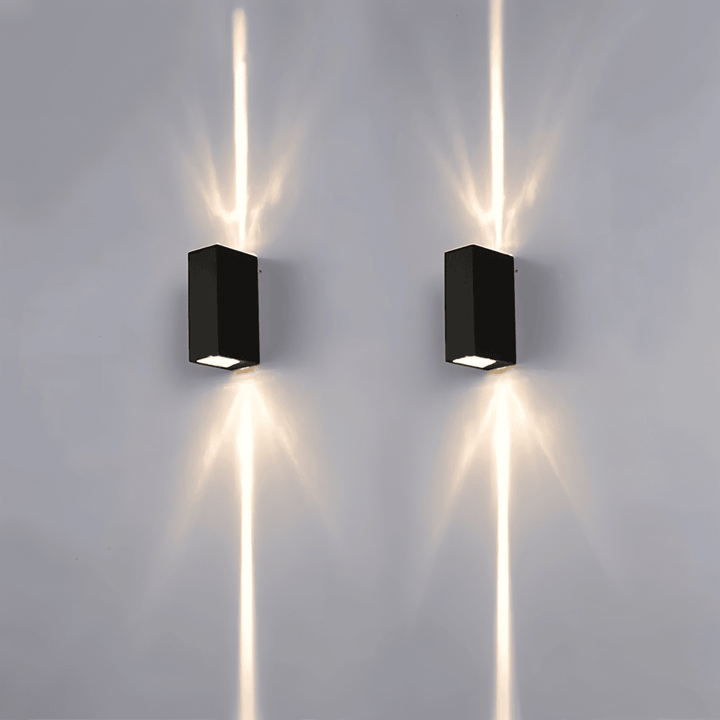 Applique murale LED étanche, style moderne et minimaliste, convient pour balcon, couloir ou salle de bain.