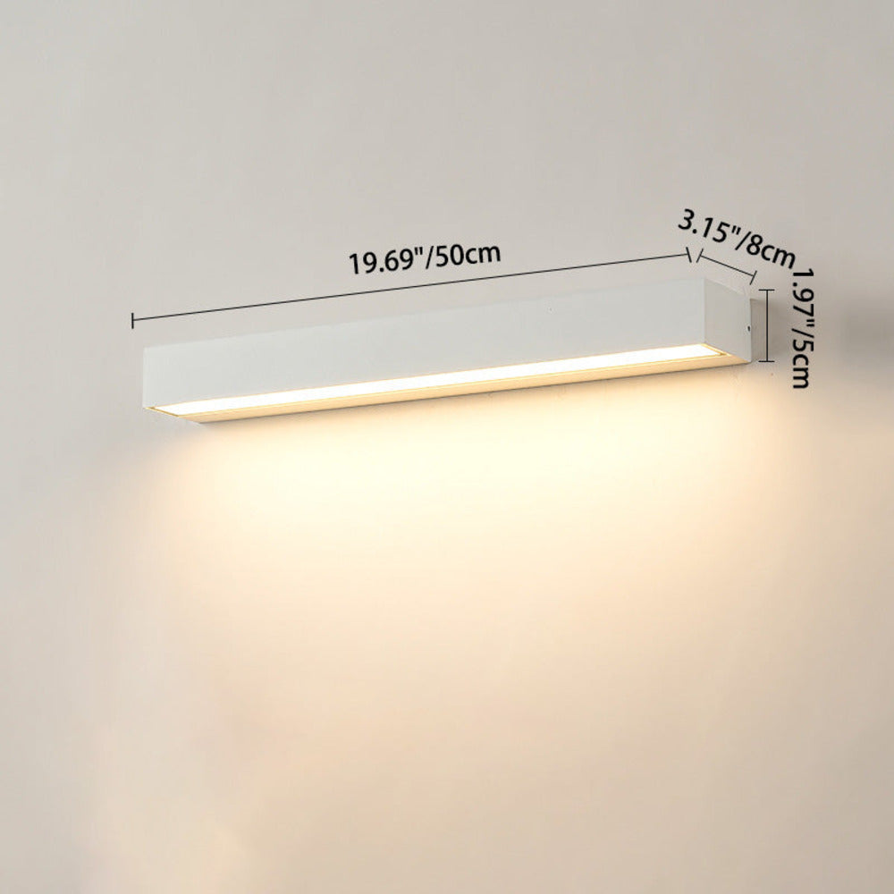 Applique murale LED étanche, finition gris anthracite. Luminaire moderne pour terrasse et extérieur.