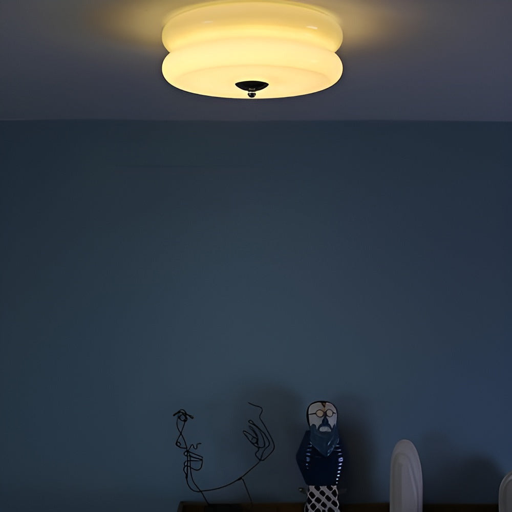 Plafonnier LED rond crème, design moderne et vintage Bauhaus, éclairage doux.