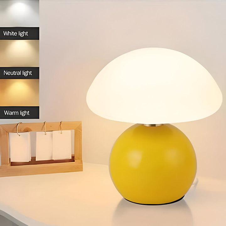 Lampe de table moderne forme champignon avec éclairage LED, 3 intensités lumineuses, design Bauhaus.