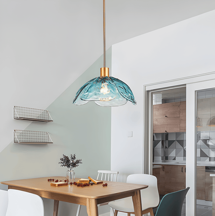Suspension florale LED, pièce maîtresse pour intérieur, design moderne et lumineux.