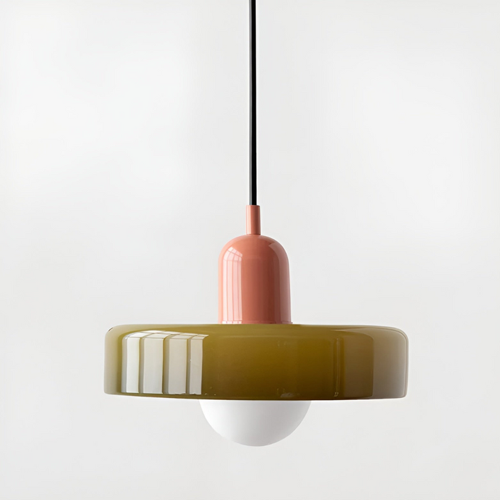 Lustre ajustable, design minimaliste en verre pour un intérieur épuré et moderne.