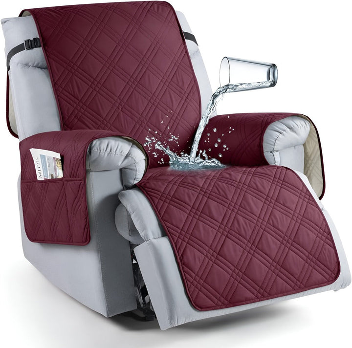 Décoration salon: housse fauteuil antidérapante beige, offre confort et protection optimale.