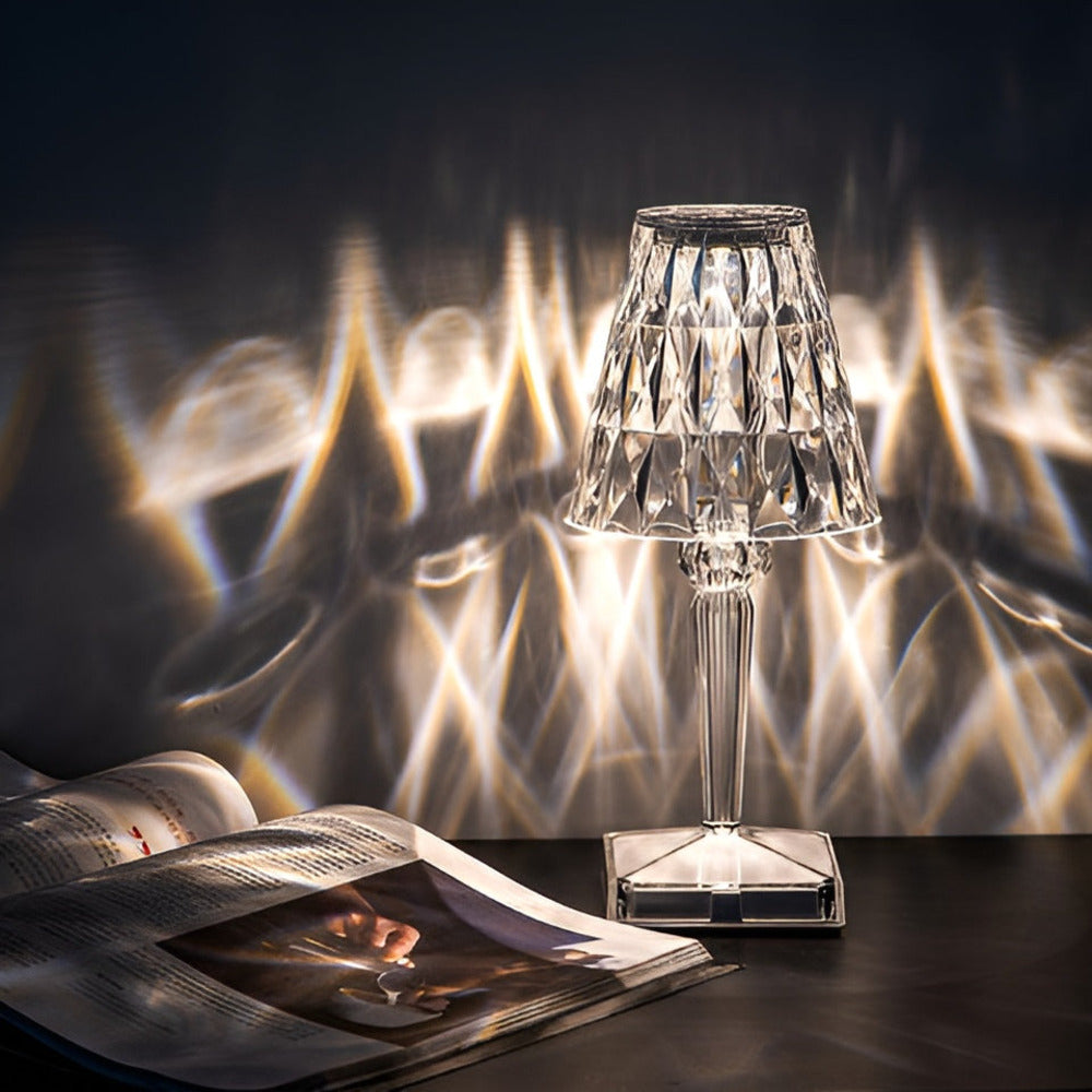 Superbe lampe LED à projection de cristal, crée une lumière d'ambiance unique pour toute pièce.