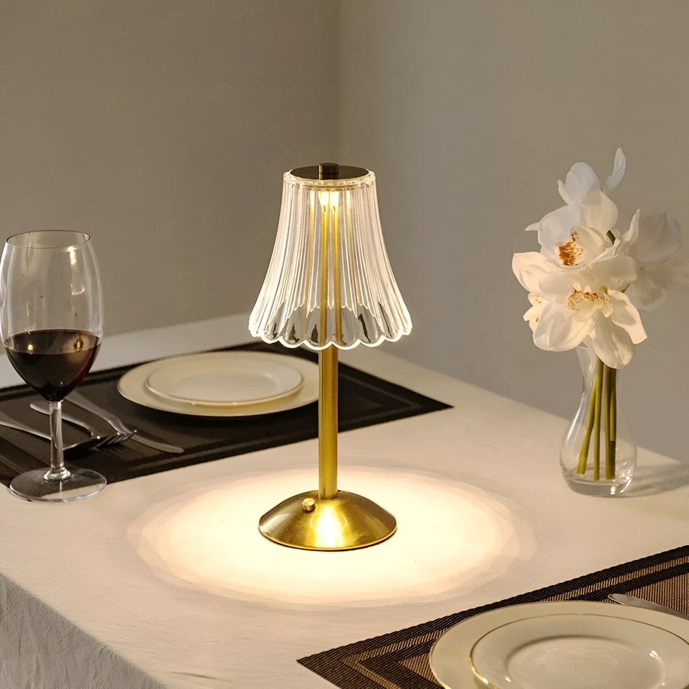 Lampe de chevet vintage rechargeable. Design minimaliste, parfaite pour chambre à coucher.